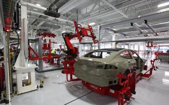 CA manufacturing rises — a little