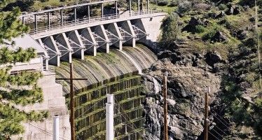 Brown: Klamath dam removal deal about “correcting mistakes”