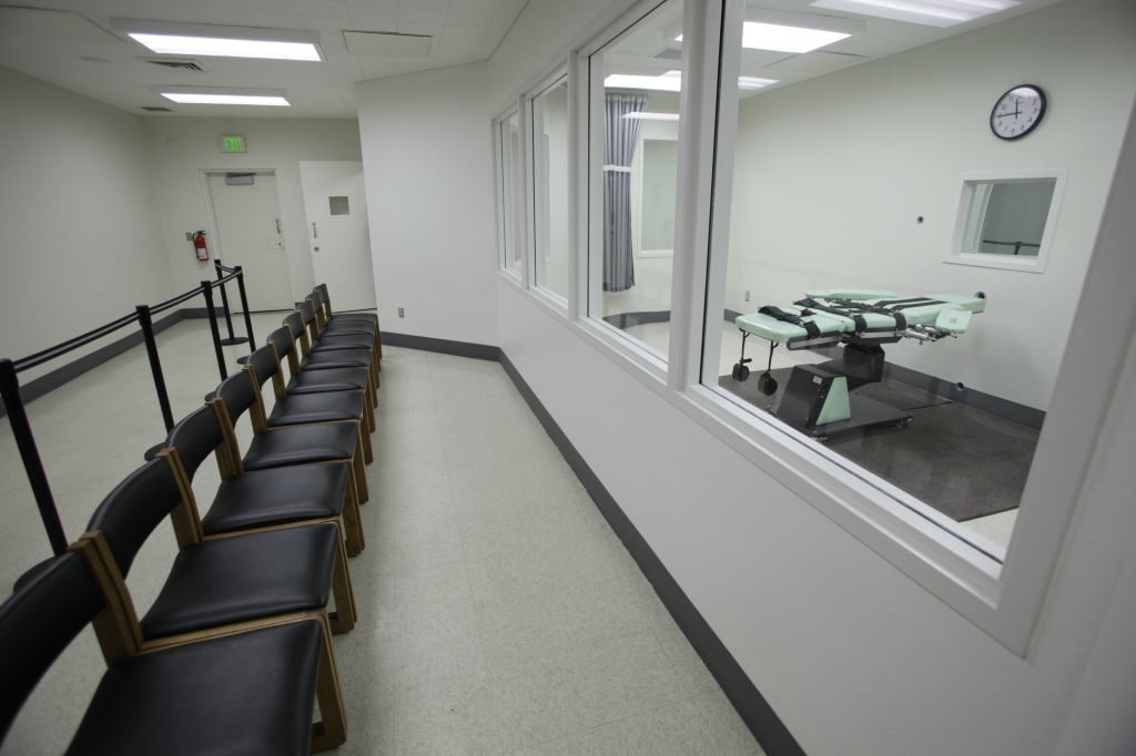 the new lethal injection facility at San Quentin State Prison in San Quentin, Tuesday, Sept. 21, 2010. While court righting continues over resumption of California's death penalty, state prison officials conduct a media tour of their refurbished death chamber designed to meet legal requirements. The new facility cost $853,000 and the work was performed by the inmate ward labor program. (AP Photo/Eric Risberg)